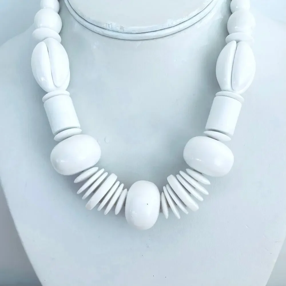 Vtg Chunky Statement Necklace Geometric Retro White Mod 60s MCM Acrylic Resin